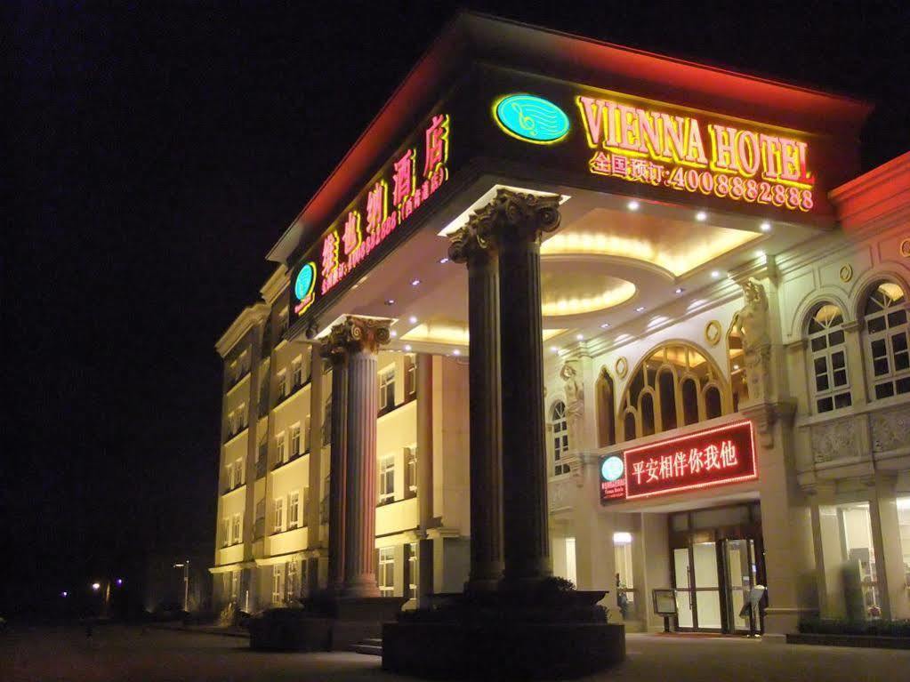 Vienna Hotel Tianjin Xiqing Avenue Exterior foto